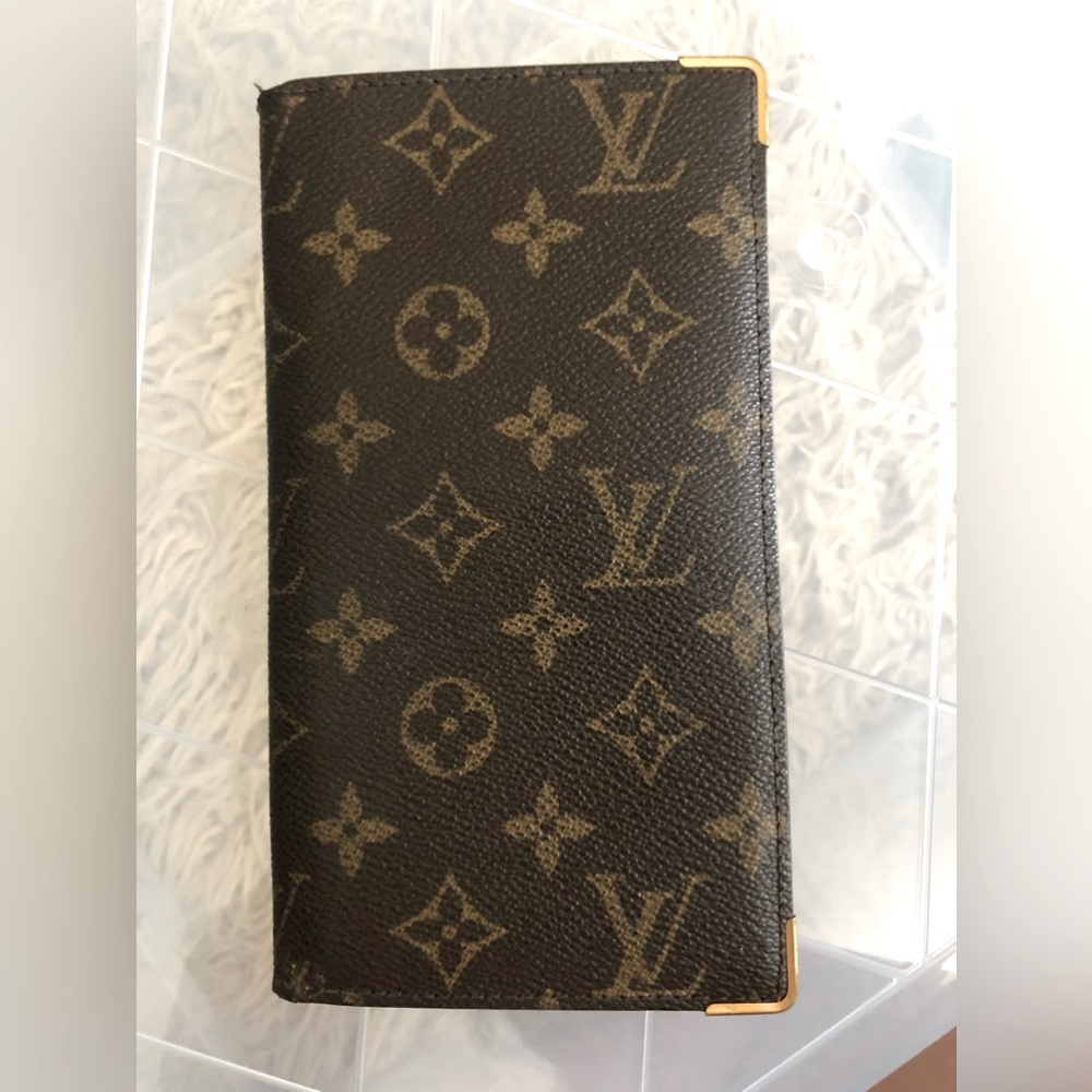 LOUIS VUITTON Bifold Wallet Grunge Lace Art